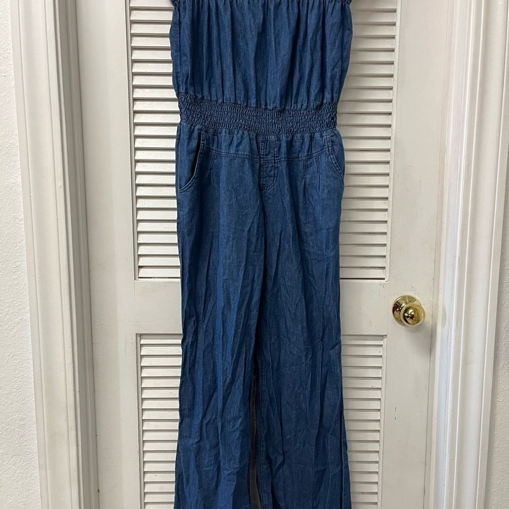Boom boom  Stylish Denim Jumpsuit with Smocked Waist